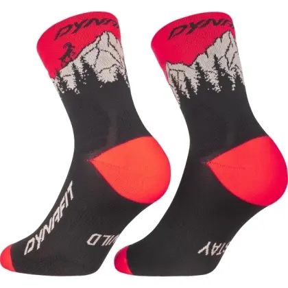 Ponožky Dynafit Traverse Mid Socks - Black Out/Ultra Coral